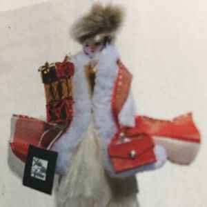 Meet your Posher, Lorraine